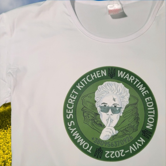 TOMMY'S SECRET KITCHEN TEE - Picture 3 of 5